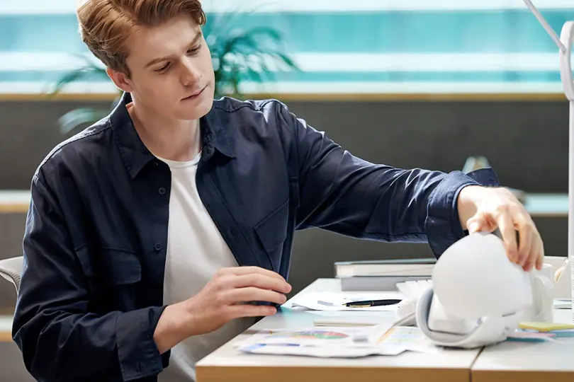 LG PuriCare Wearable Air Purifier Case in Malaysia